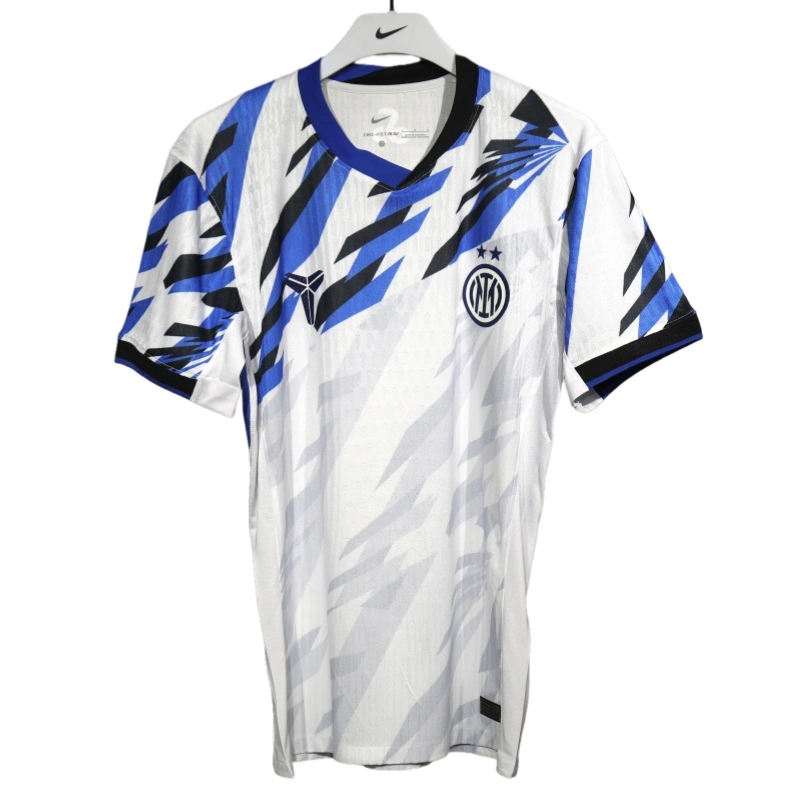 Inter Milan Black Mamba Special Edition Football Shirt 2025-26 Player Edition - Image 4