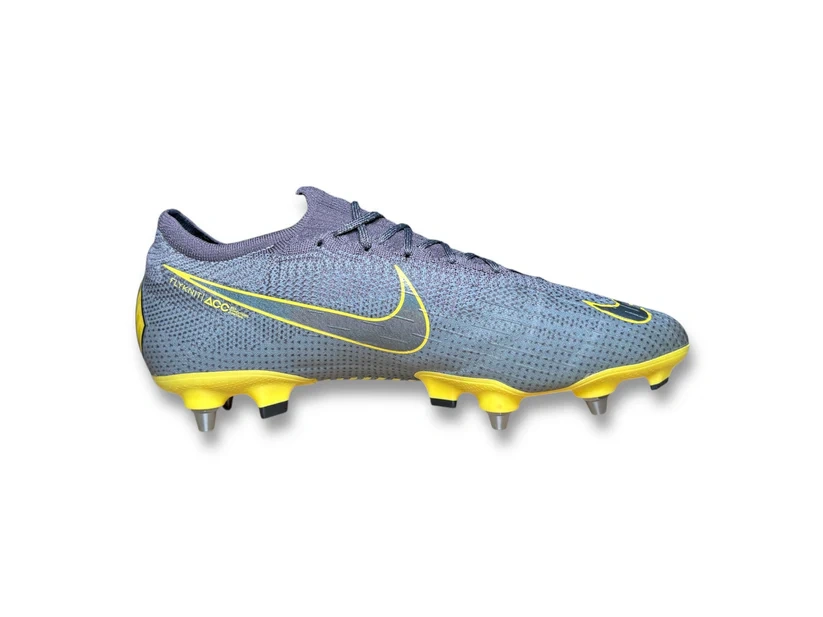 Mercurial Vapor 12 SG PRO Football Shoes - Image 5